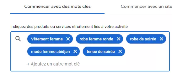 l'option commercer avec des mots-clés permet d'obtenir de faire une rechercher sémantique dans google keyword planner 